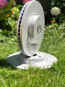 Фото Диск- Subary Tribeca. Передній перфорований гальмівний, виробник IT-Sport Disc D=310mm IT-Sport Disc JPF722
